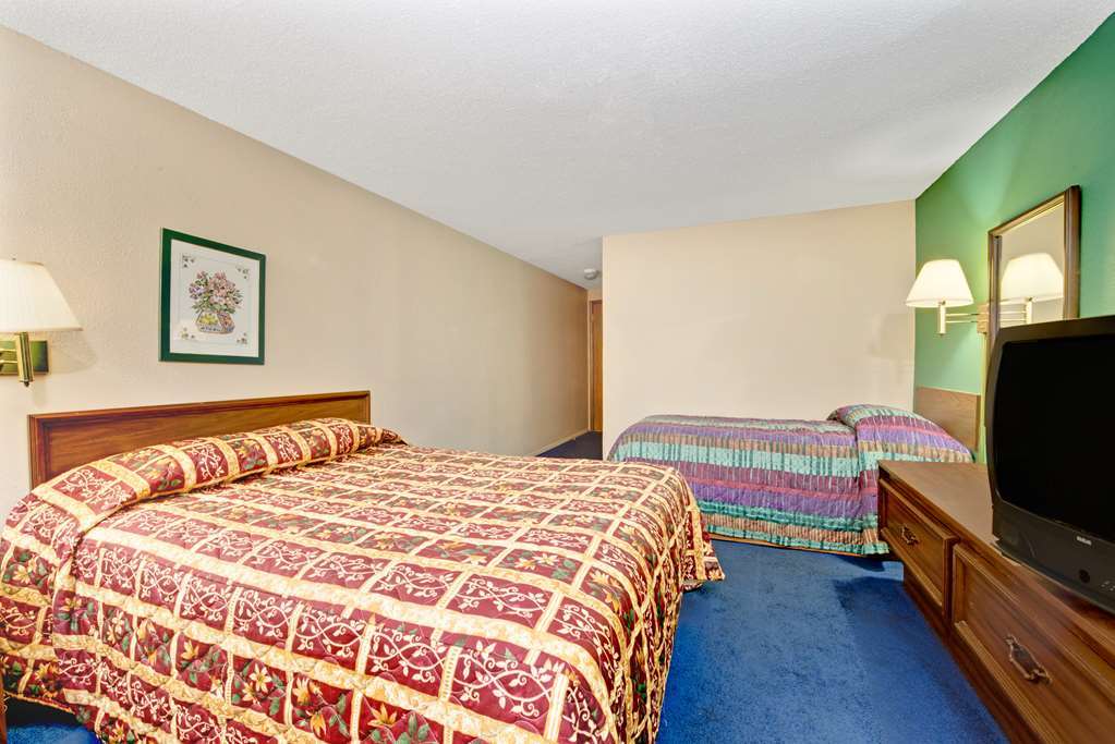 Super 8 by Wyndham Shelbyville Værelse billede