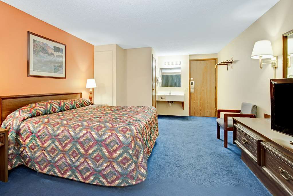 Super 8 by Wyndham Shelbyville Værelse billede